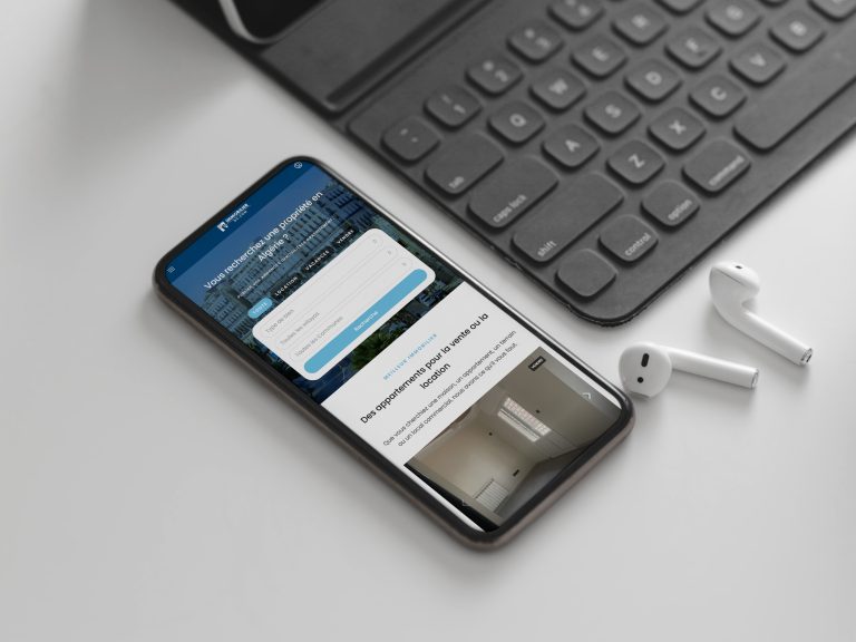 immobilier dz iphone mockup